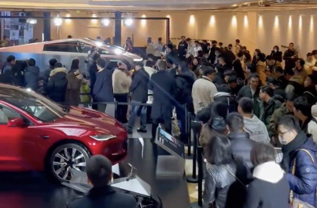 Tesla vẫn thu hút người Trung Quốc